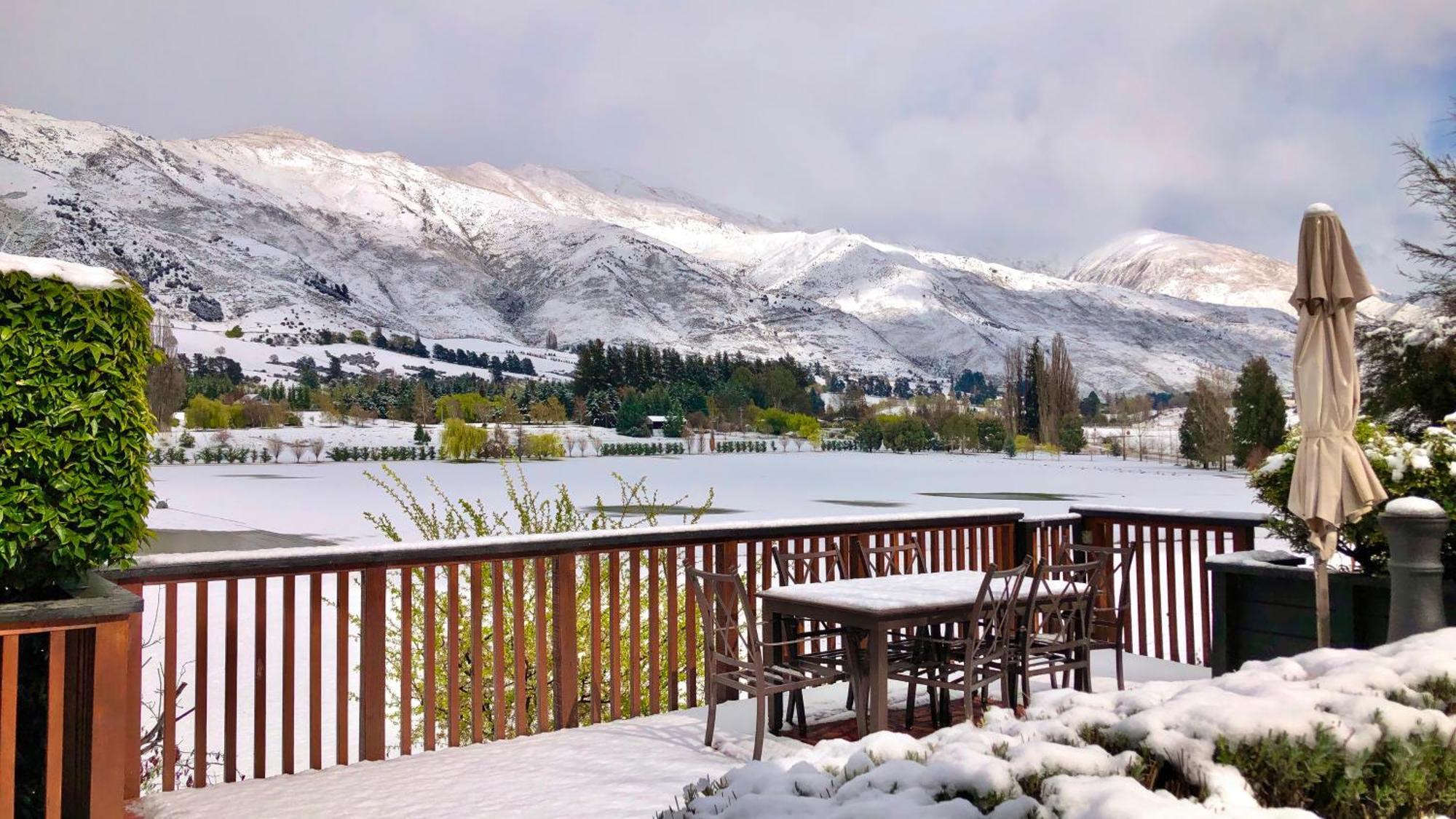 Alpine View Lodge Wanaka Dış mekan fotoğraf