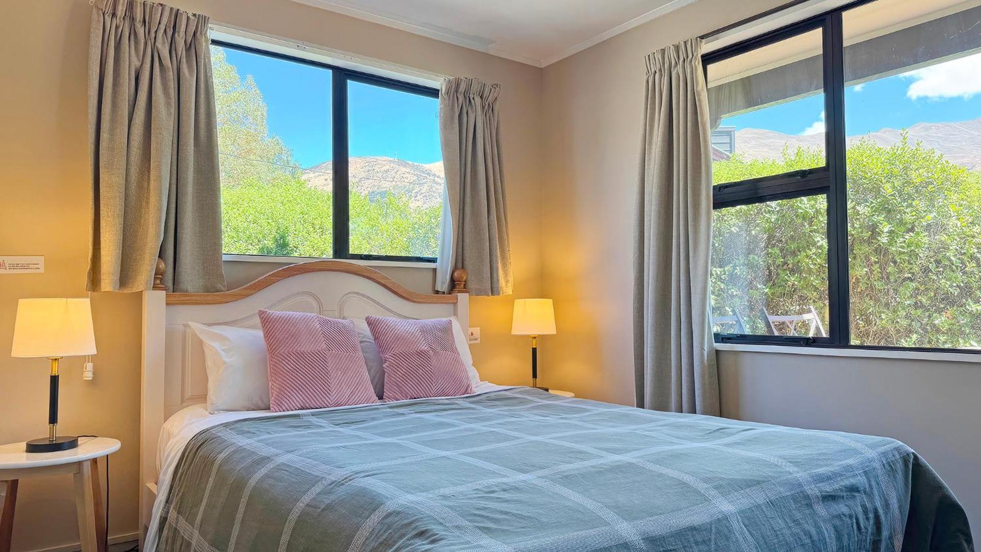 Alpine View Lodge Wanaka Dış mekan fotoğraf