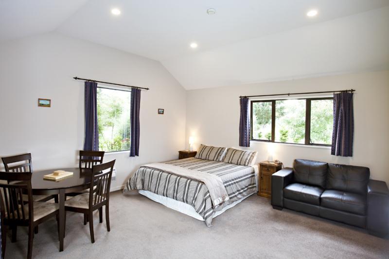 Alpine View Lodge Wanaka Dış mekan fotoğraf